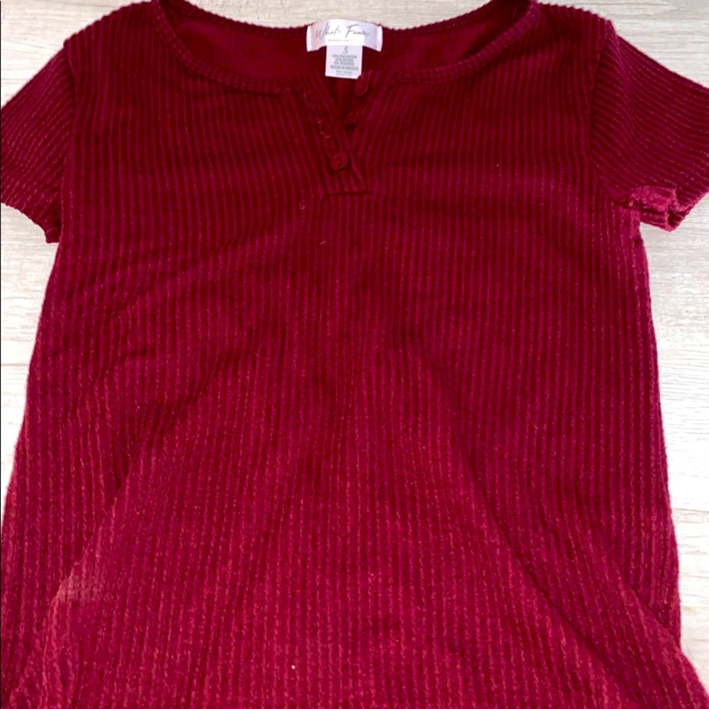 white fawn maroon cropped 3 button shirt